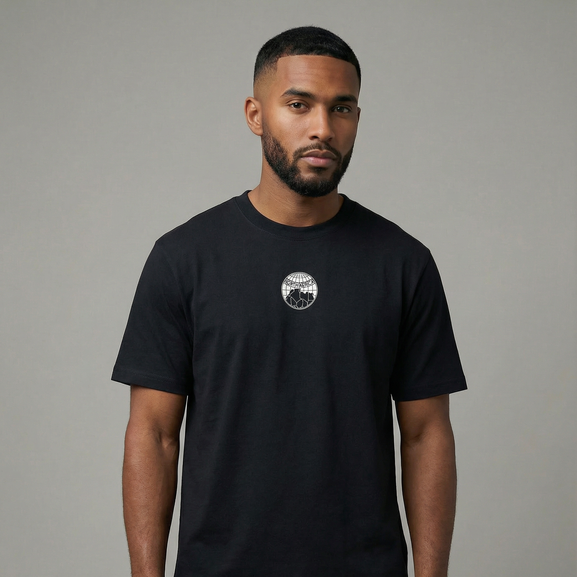 TNA ESSENTIALS | T-SHIRT (Dunkel)